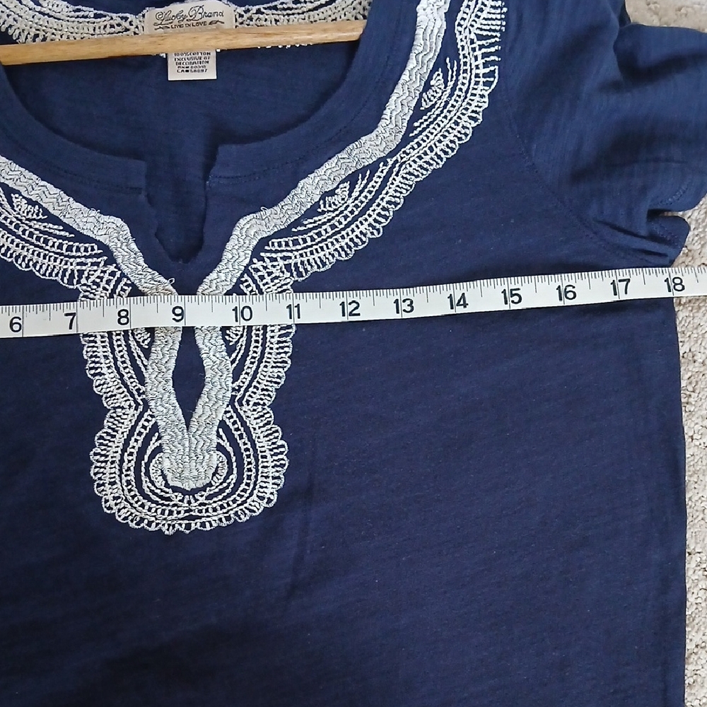 Lucky Brand Tee - Picture 7 of 9